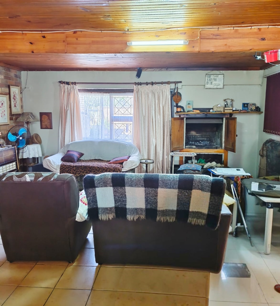 4 Bedroom Property for Sale in Kareedouw Eastern Cape